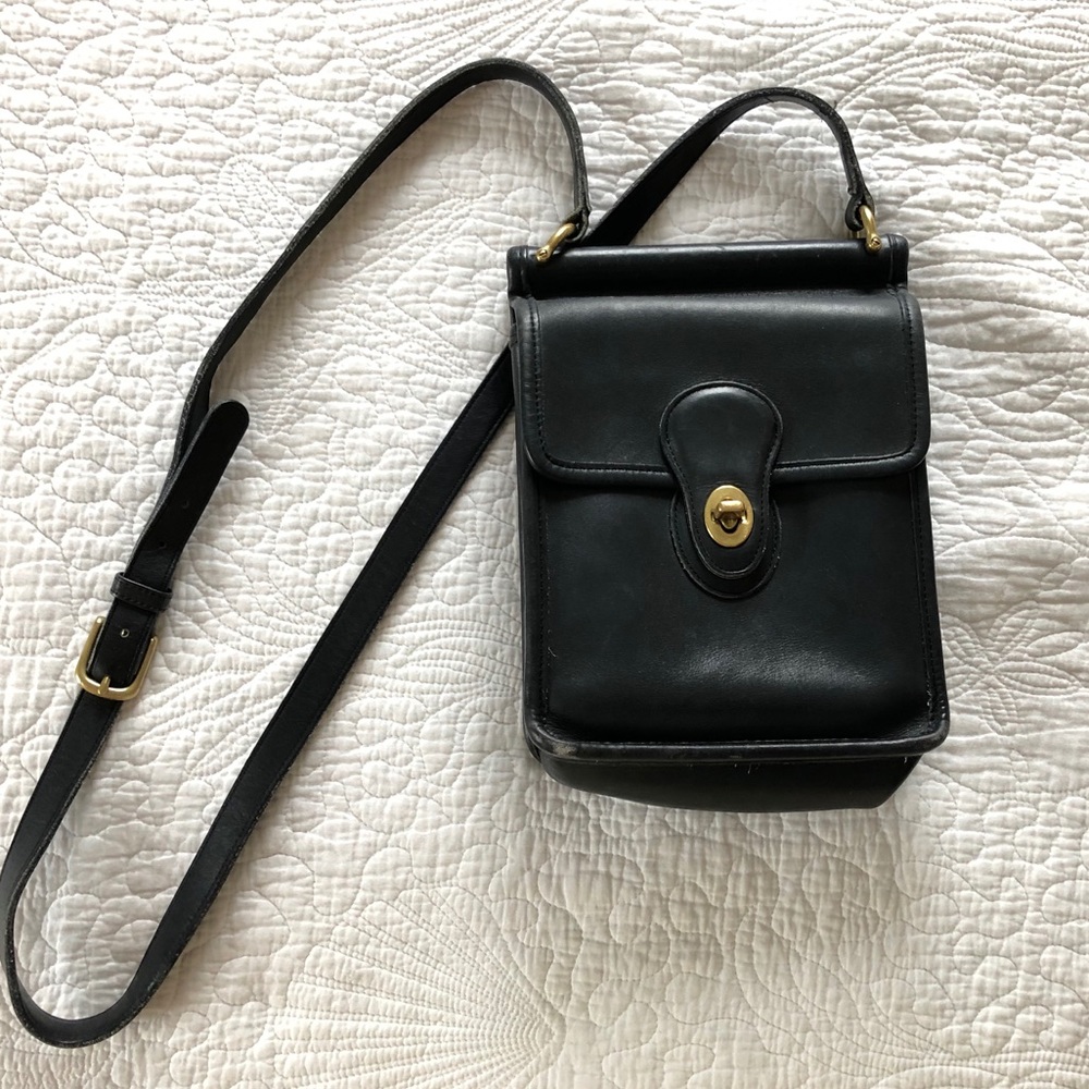 EUC Coach Vintage Murphy Willis Navy Blue Leather
